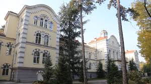 Државната безбедност вршела притисок врз семинаристи да се откажат од духовно образование