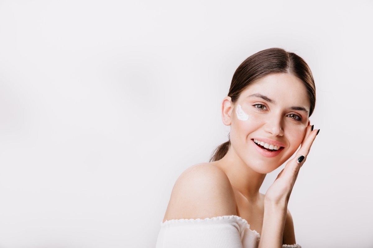 Ретинол по мерка на кожата: Која форма и концентрација е вистинската за вас?