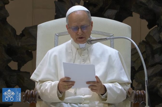 Папата Лав 14 ја служеше првата миса во црквата Свети Петар