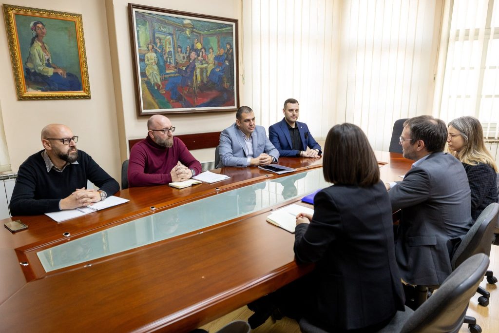 Градоначалникот Петар Јанков оствари средба со претставници на Делегацијата на ЕУ во Македонија