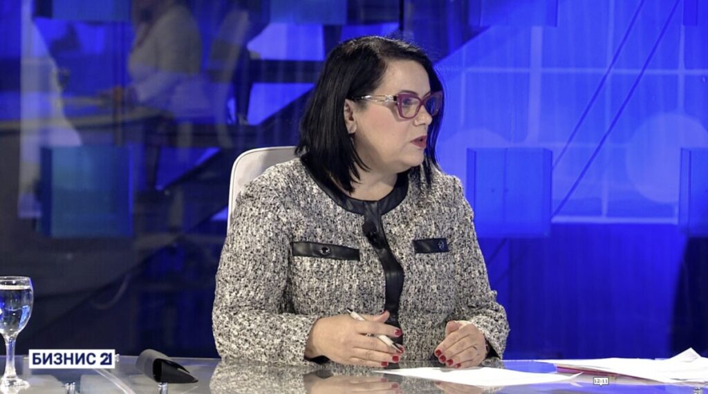 Кои граѓани треба да го платат данокот на доход остварен во странство? Одговара Петрова