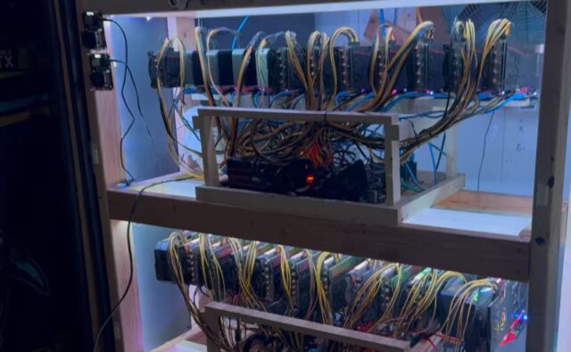 Криптозимата ги притиска рударите на биткоини кои очајно имаат потреба од вештачка интелигенција