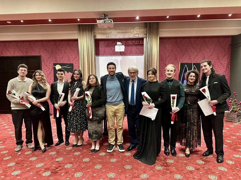 Проф. Иван Наумовски и неговите студенти со извонреден концерт во Гевгелија