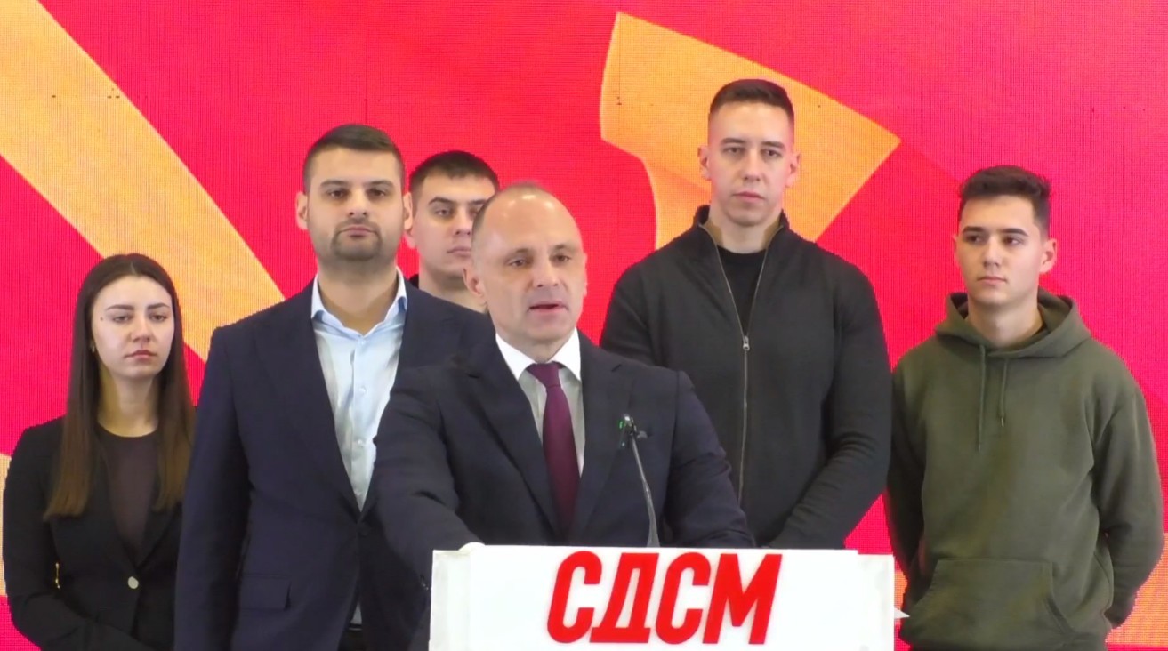 Филипче: Мигранти во јуни во Македонија, ВМРО-ДПМНЕ избегнува да одговори