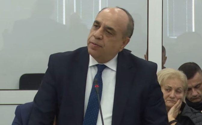 Салиу тврди дека е обвинет за кривично дело со претпоставки, а не со докази, под притисок на јавноста и политички игри