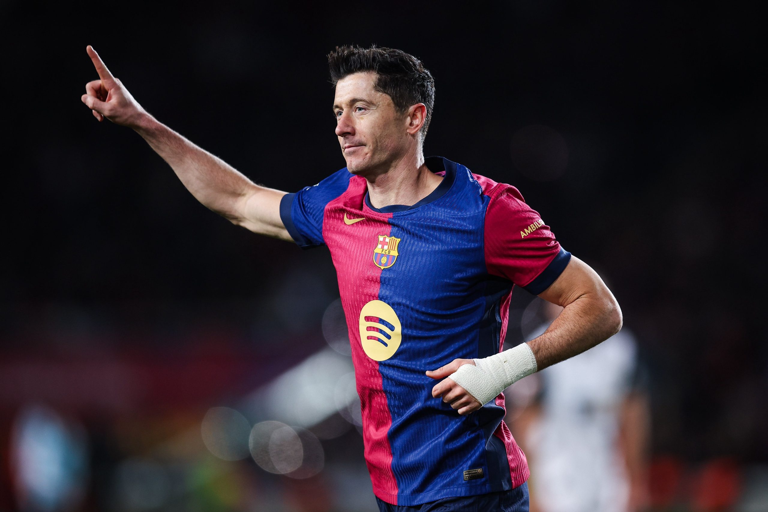 Милан подготвува понуда за размена, но зошто Барселона би го прифатила тоа?