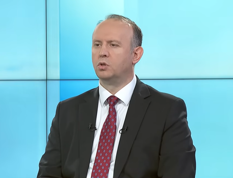 Гаши: Честит Божиќ на сите католички верници во државата