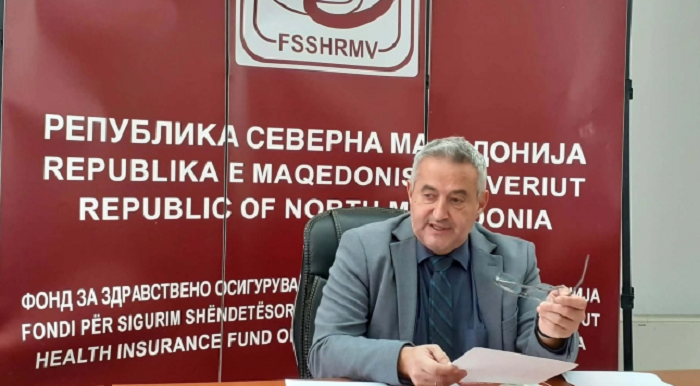 Редовна е исплатата на породилните отсуства и на капитациите за матичните доктори – вели Клековски