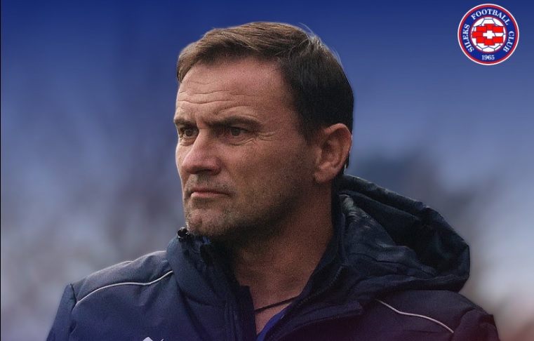 МАКФУДБАЛ ТРЕНЕР на колото: Александар Васоски