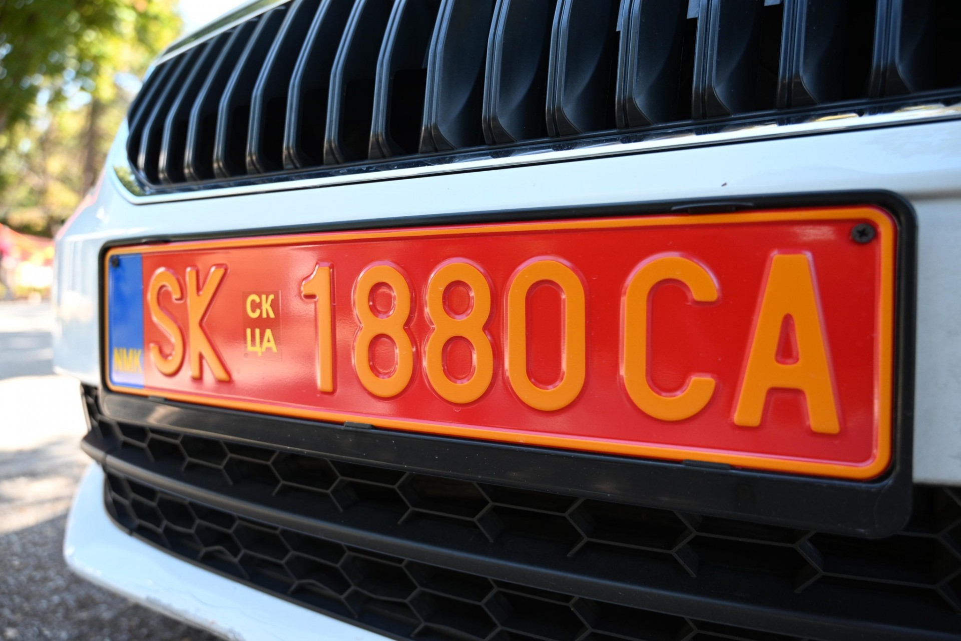 КАЗНИТЕ ЗА ВЛАДИНИТЕ ВОЗИЛА СТИГНУВААТ КАЈ ЛИЗИНГ КОМПАНИИ: Како ќе се справи „Сејф сити“ со оваа ситуација?