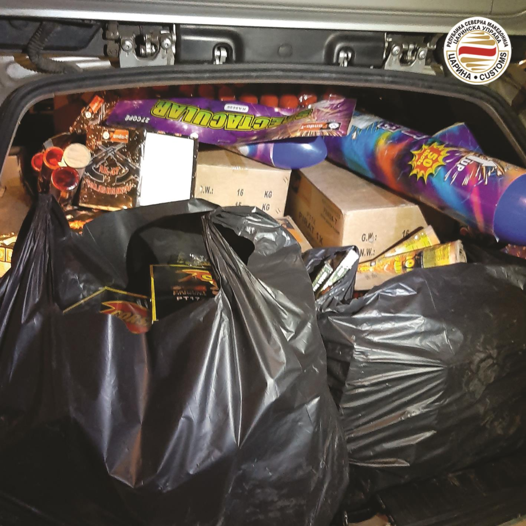 Царината заплени повеќе од 40 000 парчиња пиротехника на ГП „Блаце“