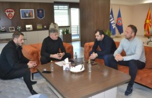 Комисијата на ФФМ ја почна финалната фаза за избор на селектор