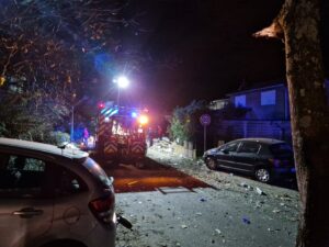 (ВИДЕО) Експлозија во зграда во Франција – петмина се повредени