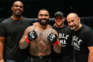 Дали тој е следниот Џон Џонс?