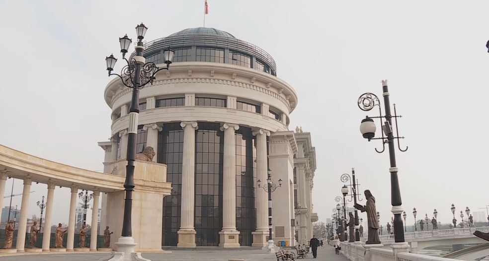 Одобрени се обвиненијата против Ристо Крмзов и други девет лица и 13 фирми за незаконски поврат на ДДВ од 22 милиони евра