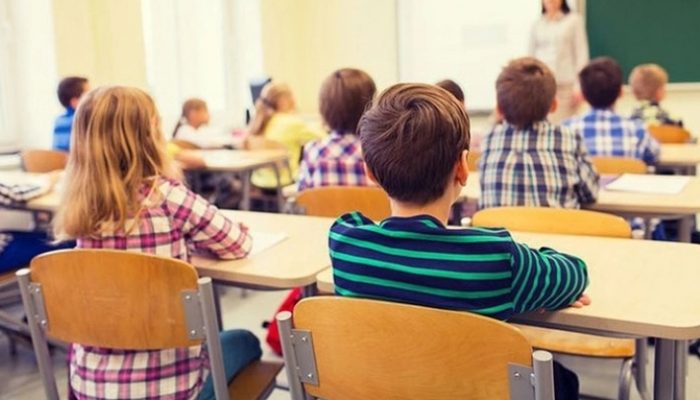 НЕМА ПРЕДВРЕМЕН ЗИМСКИ РАСПУСТ: Учениците на настава до крајот на месецов, а потоа заминуваат на зимски одмор