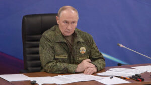 Путин: Руската војска напредува, украинските единици се повлекуваат