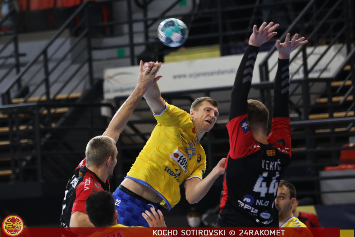 ТРАНСФЕР МАРКЕТ: Кулеш останува во Мелсунген, ОАЕ со нов селектор, сканди колонија во Ференцварош