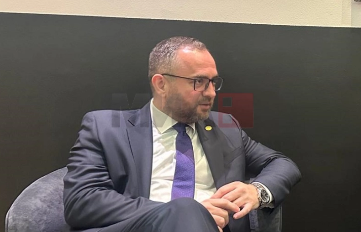 Тошковски: Ниту се размислува, ниту има шанси државата да стане центар за прием на мигранти