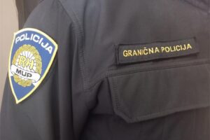 Хрватската полиција заплени 13 килограми кокаин на граница со Црна Гора