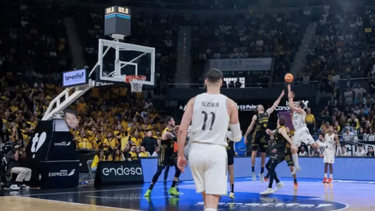 Љуљ е кошаркарски крал на тесните завршници, денеска со нова магија (Видео)