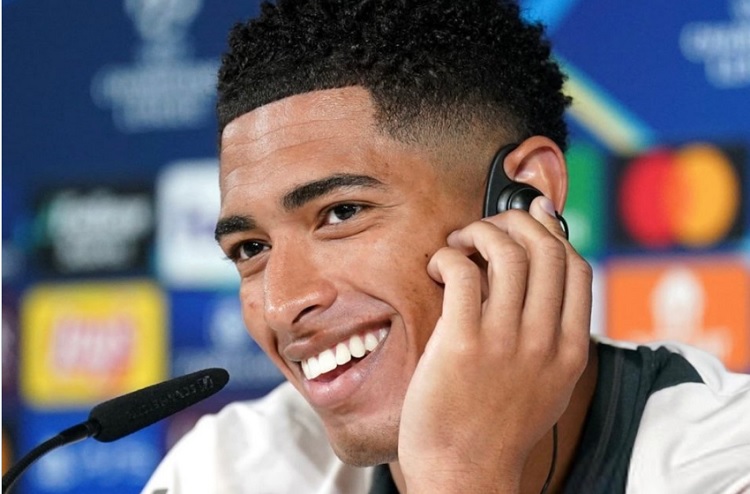 Манчестер Јунајтед нуди 200 милиони евра за Џуд Белингам и двојно поголема плата од сегашната во Реал Мадрид