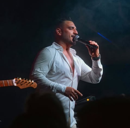 Дарко Лазиќ во прегратка со ќеркичката ги разнежни фановите: „Трет ден сме вака“