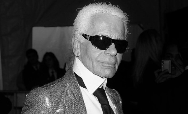 7 совети на Карл Лагерфелд за отмен изглед: Модниот маг открил дали скапата облека ја прикрива несигурноста