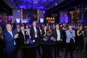 НЛБ Банка ја одбележа успешната 2025 година и 40 години посветеност кон клиентите и заедницата