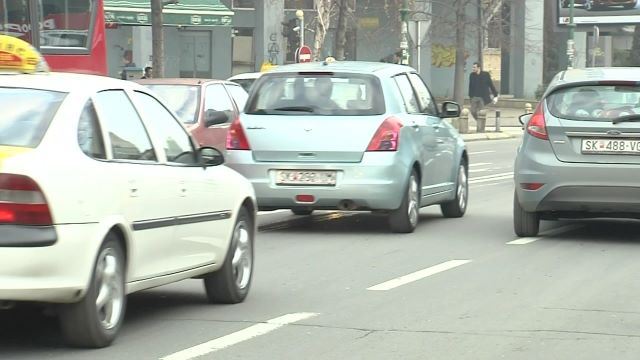 Возилата постари од 15 години нема да смеат да полнат гориво