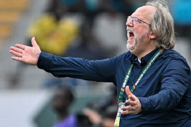 Селекторот на Мали ги критикува ФИФА, УЕФА и европските клубови