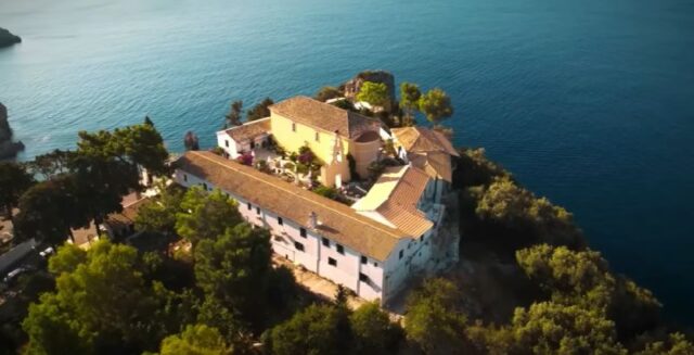 Грција е на добар пат кон „уште една рекордна година“ за туризмот, според грчката министерка за туризам