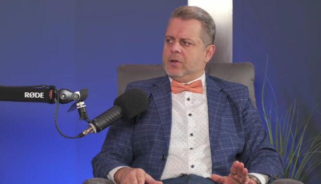 Атанасов за „Локално“: Бугарите се лути поради киднапираната држава – доколку Борисов е надвор од Владата, големи се шансите да биде уапсен и затворен