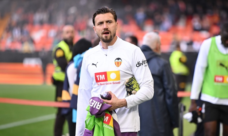 Легендарниот Кањизарес со совет до Столе Димитриевски: „Веднаш да си одиш од Валенсија!“