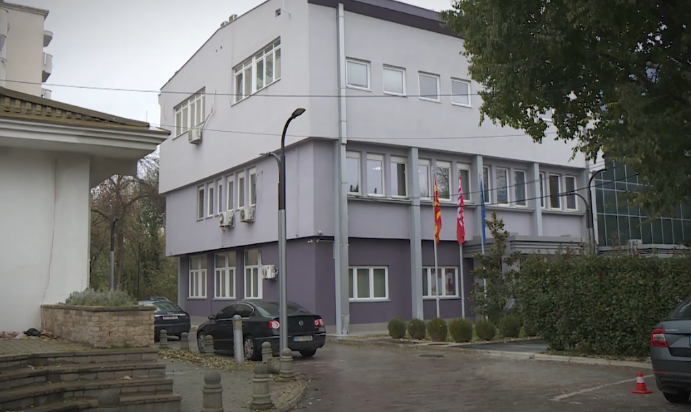 ВМРО-ДПМНЕ сака да ја искористи Катица Јанева за црна кампања пред избори, затоа е и условниот отпуст од затвор – велат од СДСМ