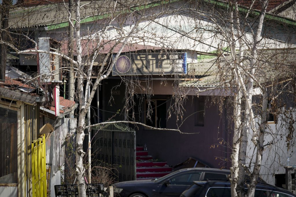 Тато, те молам спаси ги – викаше син ми додека од „Пулс“ излегуваше густ чад, раскажа првиот сведок на Обвинителството