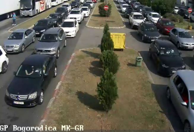 Граничниот премин Богородица – Евзони затворен за сообраќај