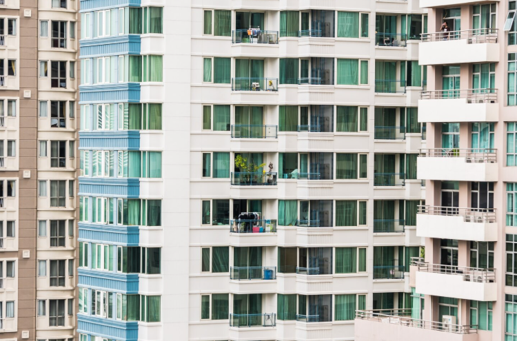 ВО РЕГИОНОТ: Се плашат дека на старост ќе бидат сиромашни и вложуваат во недвижности