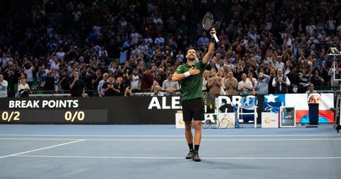 Тениската легенда не верува во Ѓоковиќ: „Срцето ми вели да, но главата не!“