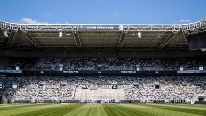 Германските фудбалски клубови казнети со 12 милиони евра