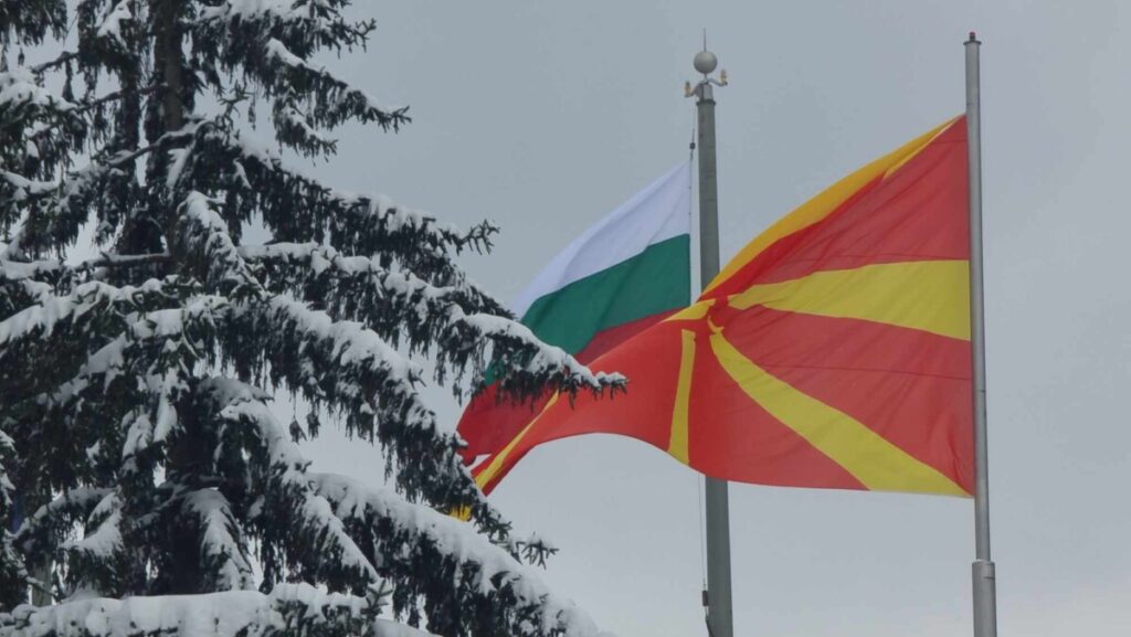 Македонија ја одби понудената помош од Бугарија за испорака на мазут