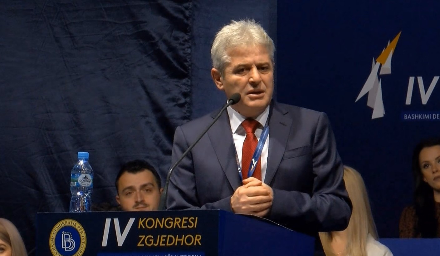 Ахмети ќе разреши над 70% од актуелното раководство на ДУИ на утрешниот конгрес?