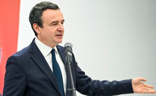 Курти: Косово веќе прифаќа мигранти што САД ги депортира