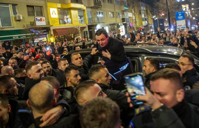 КУРТИ ВЕТИ БРЗО ФОРМИРАЊЕ ВЛАДА ПО УБЕДЛИВАТА ПОБЕДА НА ИЗБОРИТЕ ВО КОСОВО