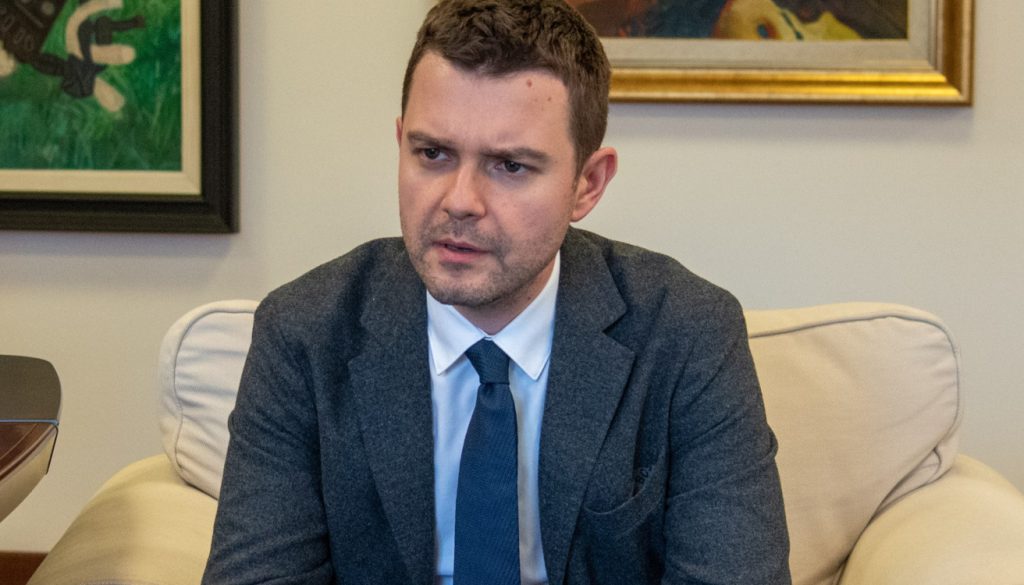 Муцунски: Оваа Влада ниту водела, ниту ќе води политика за прифаќање мигранти во каква било форма