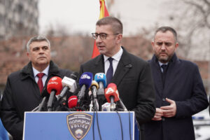 ВИДЕО: Владата нема проблем со дислокација на УСЈЕ, но за загадувањето треба системско решение, вели Мицкоски