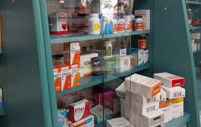 ЛЕКОТ „ЕНОКСАПАРИН“ ПРОТИВ ЗГРУТЧУВАЊЕ НА КРВТА ЗА ДВЕ НЕДЕЛИ ЌЕ ГО ИМА ВО АПТЕКИТЕ СО РЕЦЕПТ И БЕЗ РЕФУНДАЦИЈА