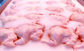 На Ќафасан спречен увоз на над 26 тони замрзнато пилешко месо од Бразил