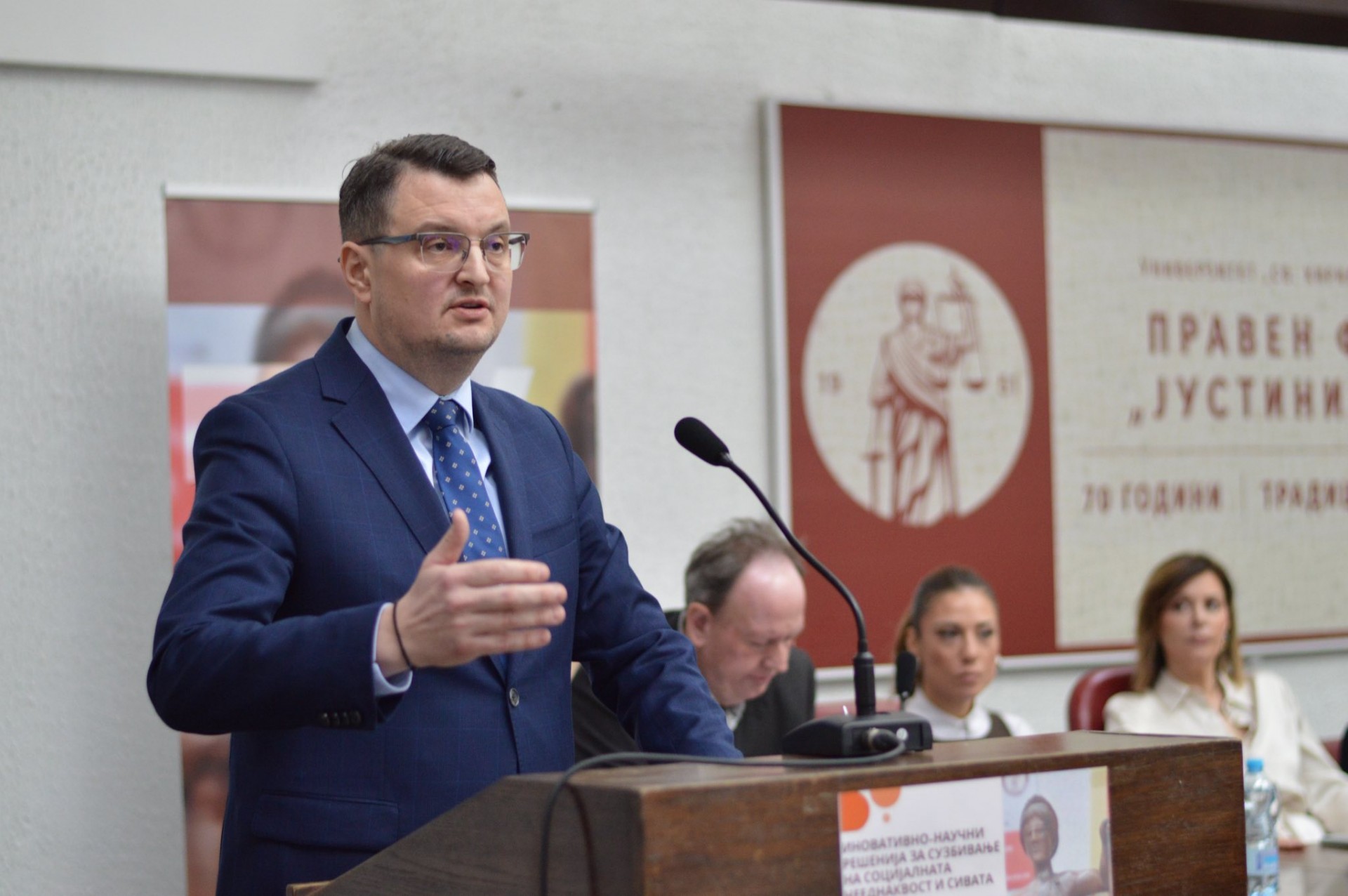 Заменик-министерот Јанкуловски: Македонија ќе ја заврши 2025 година со јавен долг од 10,2 милијарди евра