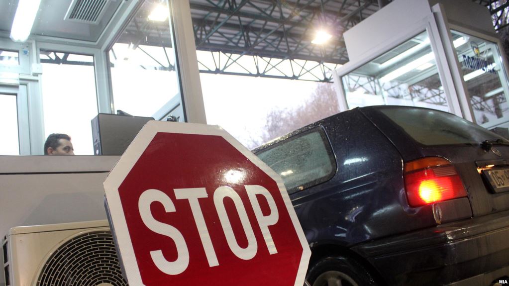 Две четиричасовни блокади на грчките земјоделци на граничниот премин Евзони